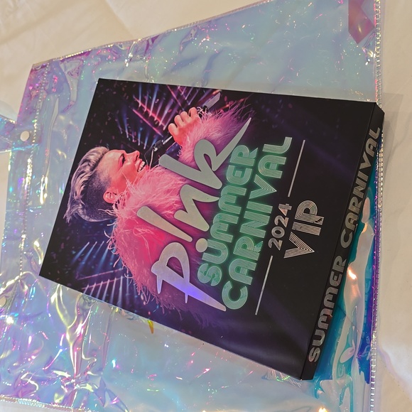 P!INK VIP BOX AND BAG 2024 - Picture 8 of 8